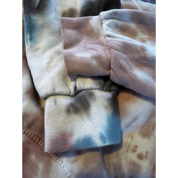 Bucc-ees Tie-dye Crewneck - Picture 4 of 7